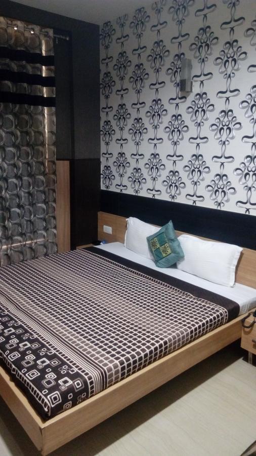 Hotel Desire Hisar Ngoại thất bức ảnh