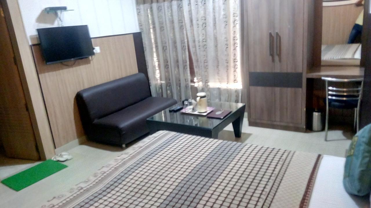 Hotel Desire Hisar Ngoại thất bức ảnh
