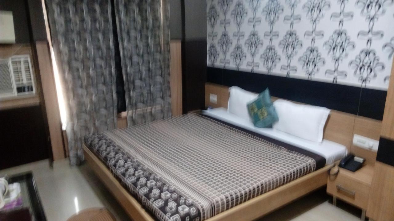 Hotel Desire Hisar Ngoại thất bức ảnh