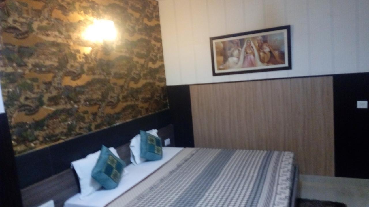Hotel Desire Hisar Ngoại thất bức ảnh