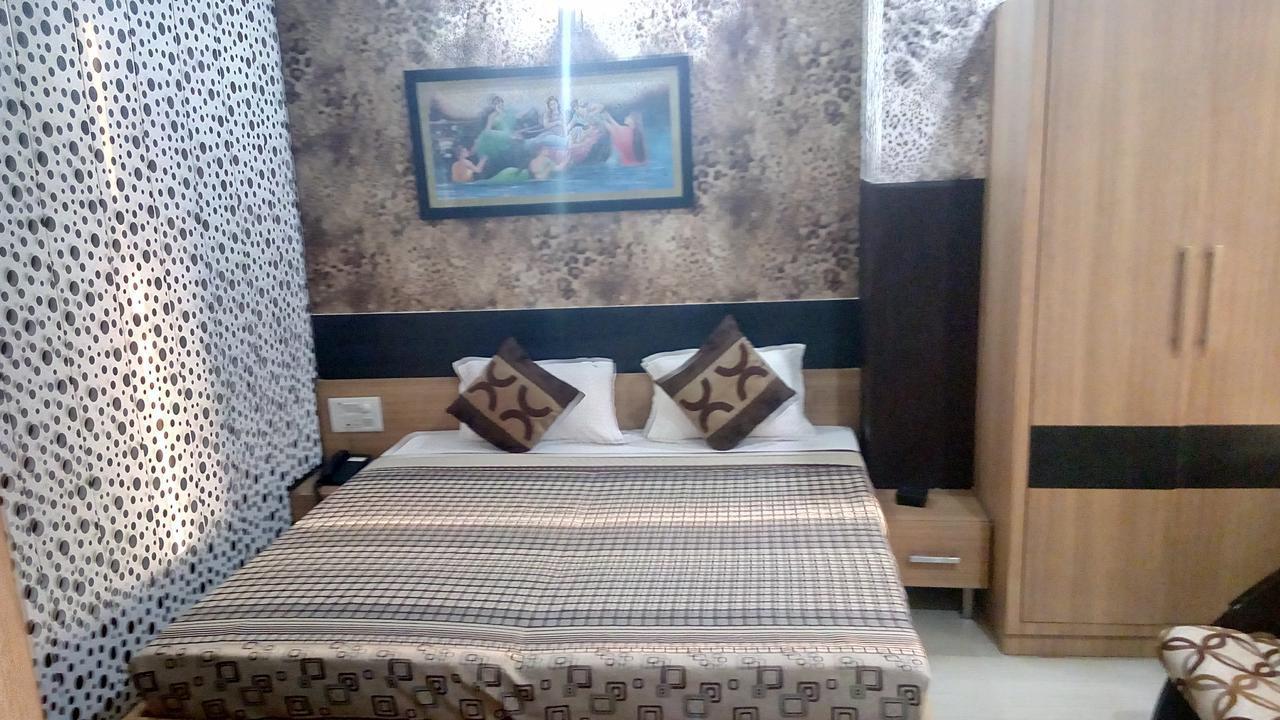 Hotel Desire Hisar Ngoại thất bức ảnh
