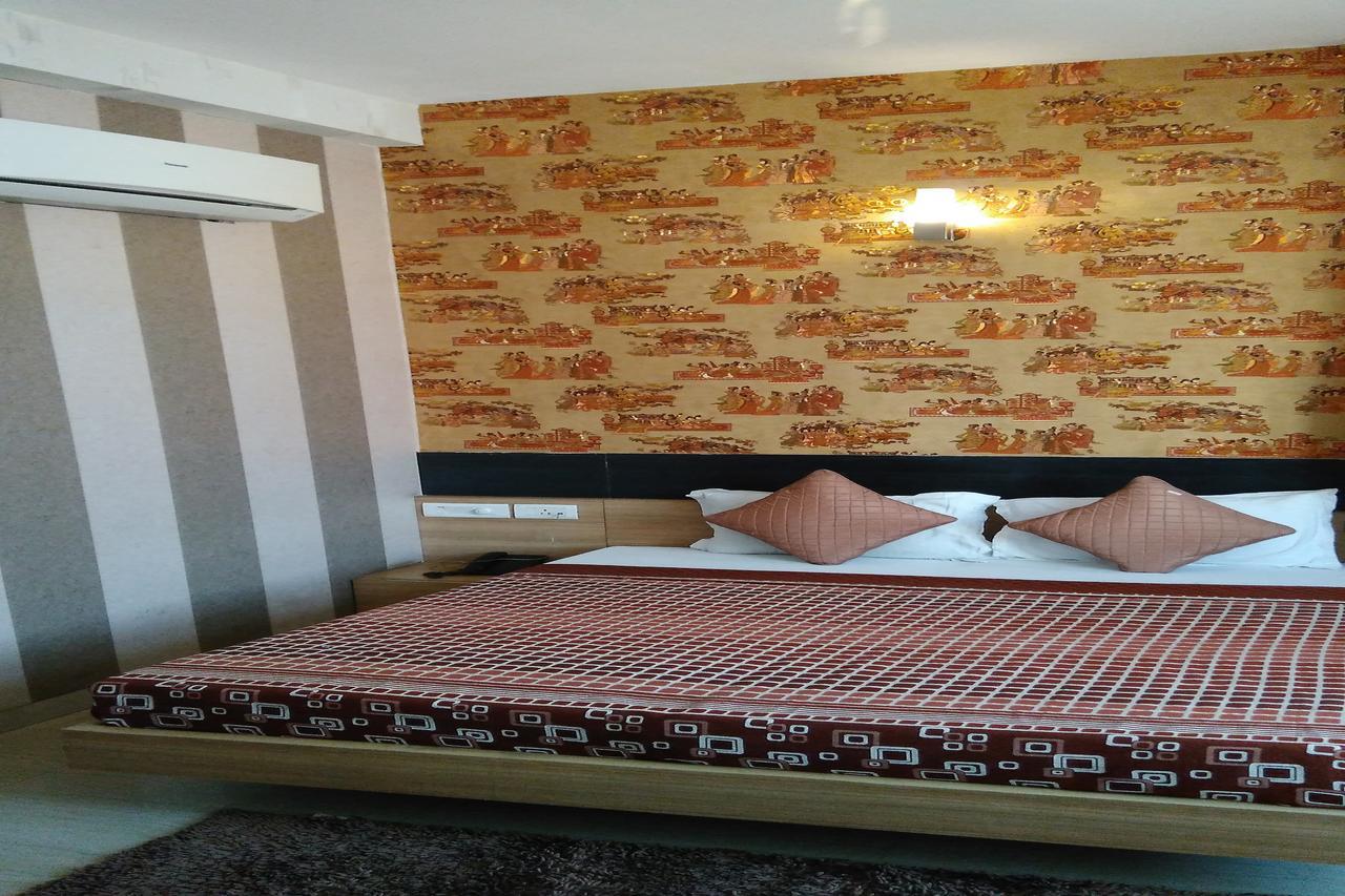 Hotel Desire Hisar Ngoại thất bức ảnh